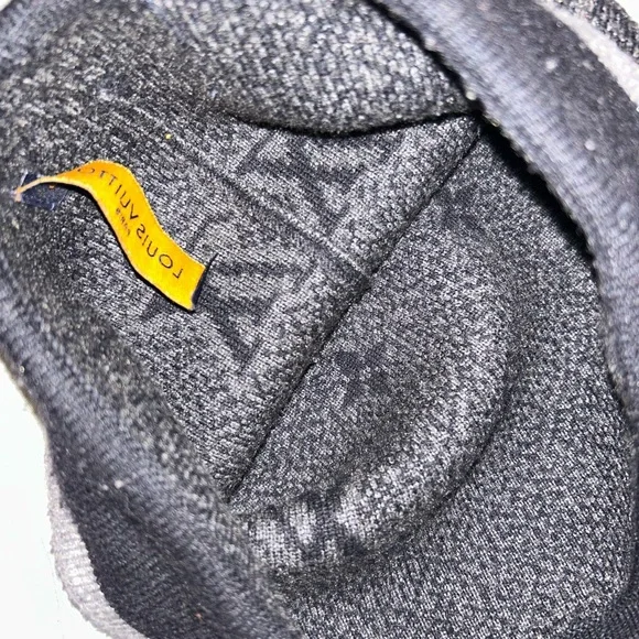 Louis Vuitton Bennie - Picture 5 of 5